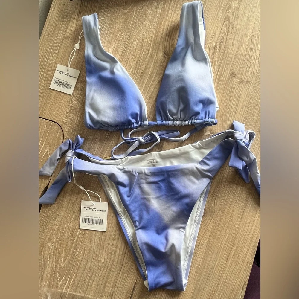 - NWT Monday Swimwear SET Bikini Swimsuit Palm Springs Top & Wategos Bottom